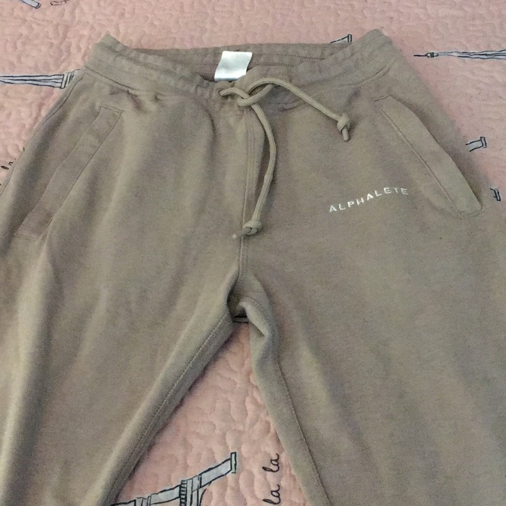 Alphalete Joggers